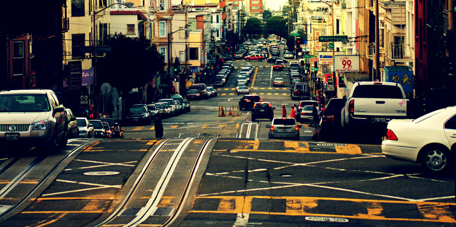 Enlarged view: Powell Street (CC BY-SA 2.0 by A. Jimenez via Wikimedia Commons)