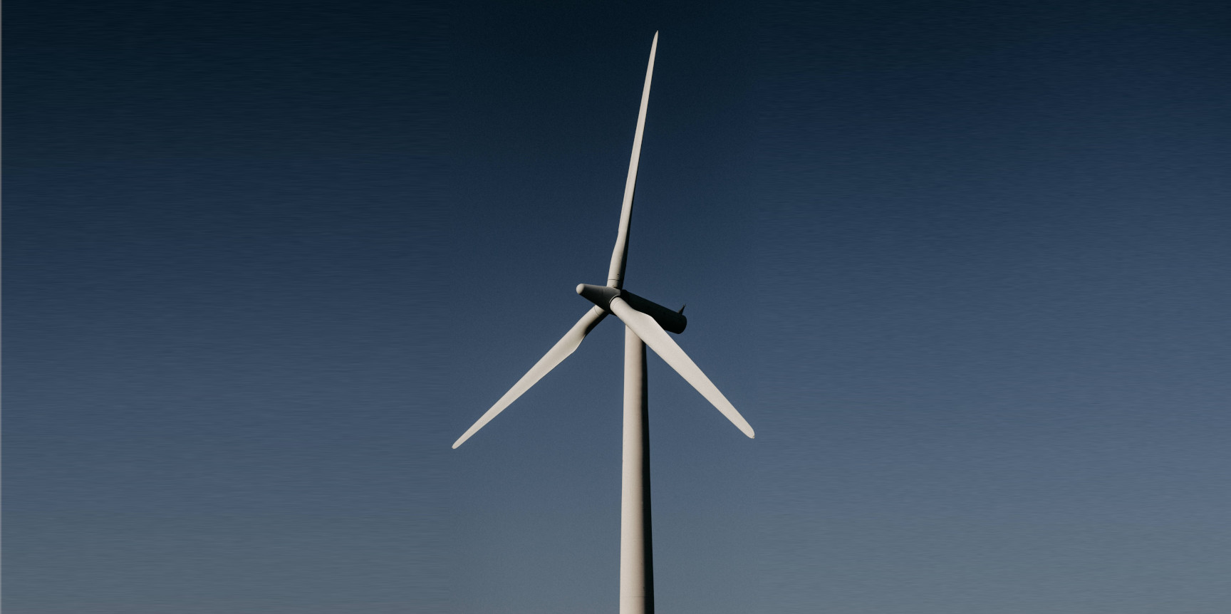 Enlarged view: Wind turbine, somewhere in Yorkshire, UK ( CC0 1.0 / T. Arran / Unsplash / edited by o-media)