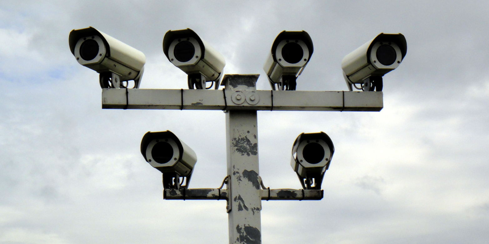 Enlarged view: Surveillance cameras ( CC-BY 3.0 by D.I. Franke via Wikimedia Commons)