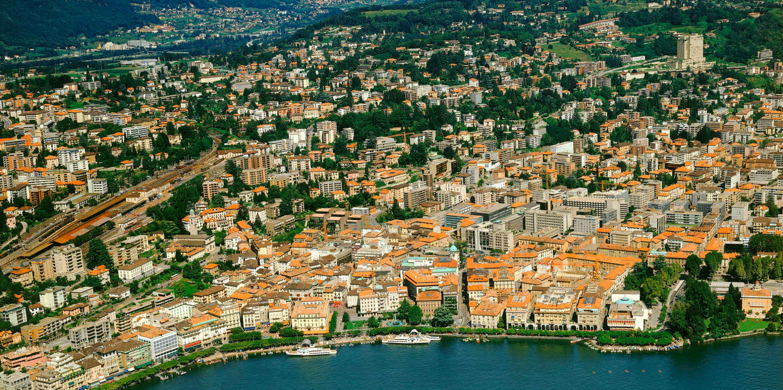Vergrösserte Ansicht: Lugano und Agglomeration ( CC BY-SA 4.0 by J. Vogt via ETH e-pics )